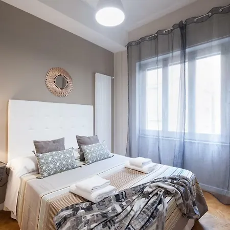 Grandapartments Via Merliani Apartment Naples