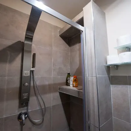 Grandapartments Via Merliani * Naples