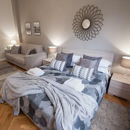 Apartment Grandapartments Via Merliani
